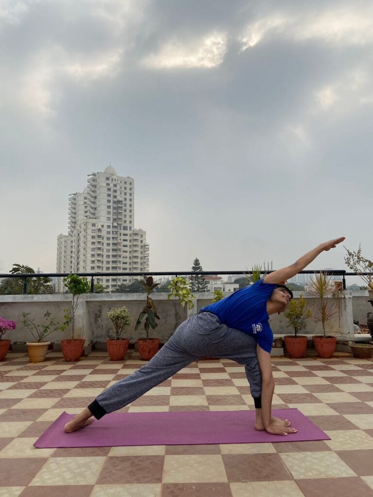 Parivritta Parsuvakonasana (Inverted Right Triangle Pose) - Performed by Shriyans Navalgund